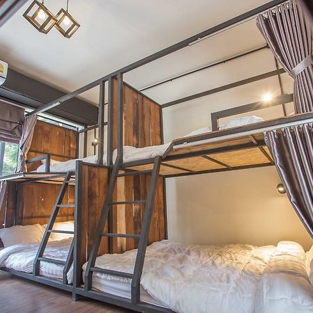 Sleep With You - Hatch Co-Living And Co-Working Space 치앙마이 외부 사진
