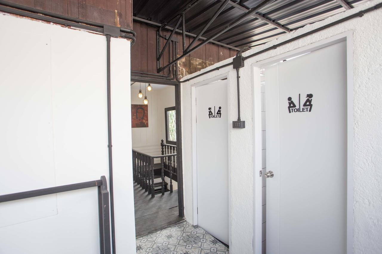 Sleep With You - Hatch Co-Living And Co-Working Space 치앙마이 외부 사진