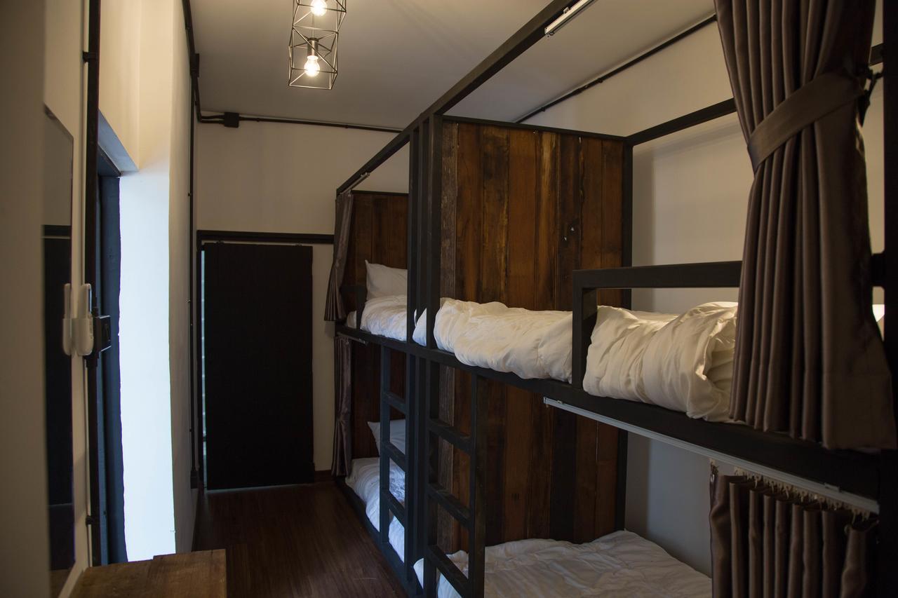 Sleep With You - Hatch Co-Living And Co-Working Space 치앙마이 외부 사진