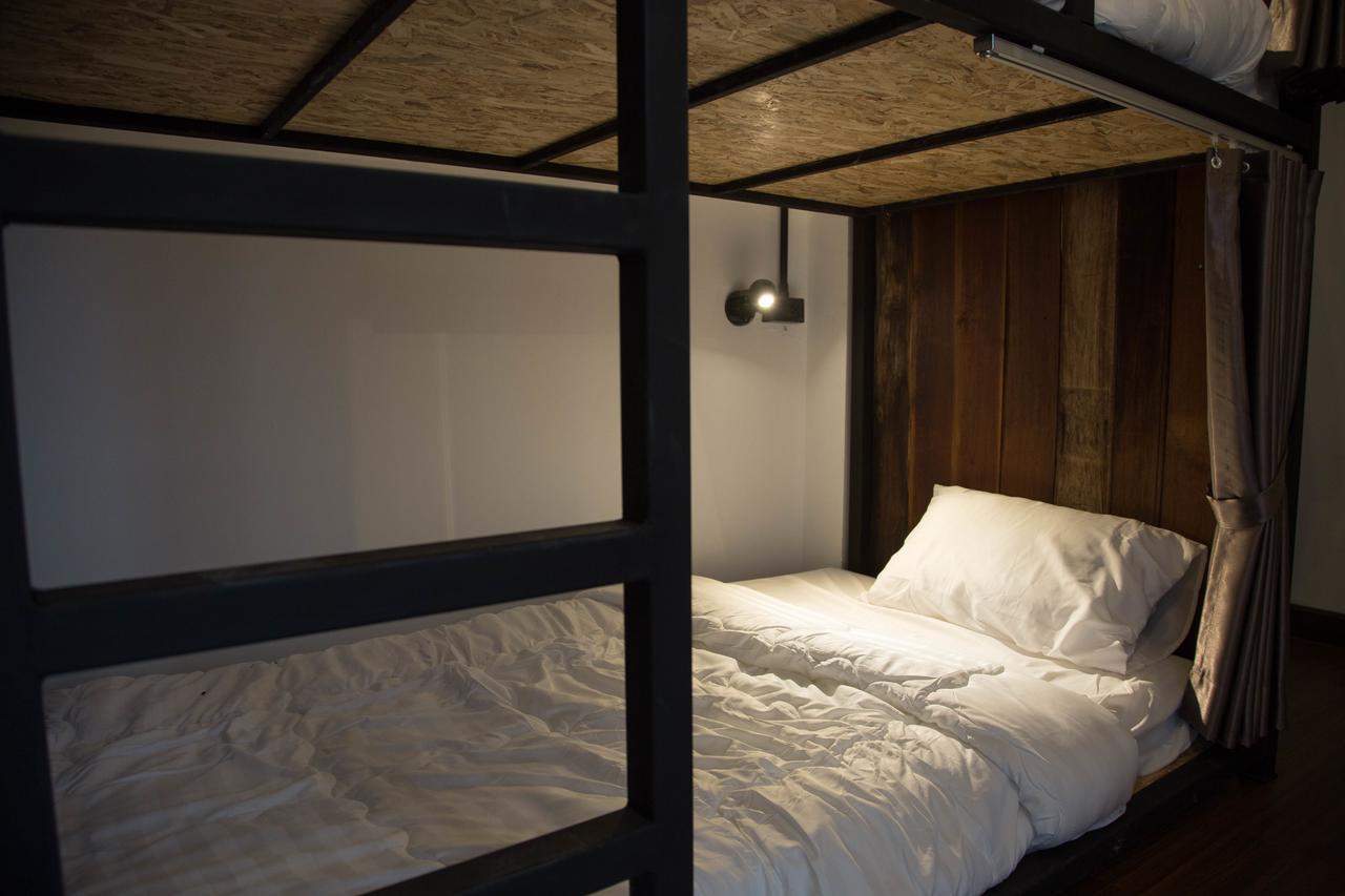 Sleep With You - Hatch Co-Living And Co-Working Space 치앙마이 외부 사진
